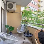 Modern Comfy - Easy Parking דירה