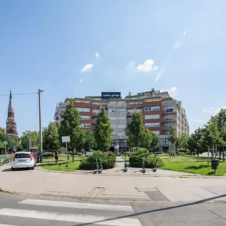 Modern Comfy - Easy Parking Apartment Budapest