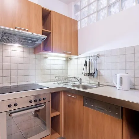 Modern Comfy - Easy Parking Apartment Budapest