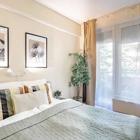 Apartment Modern Comfy - Easy Parking