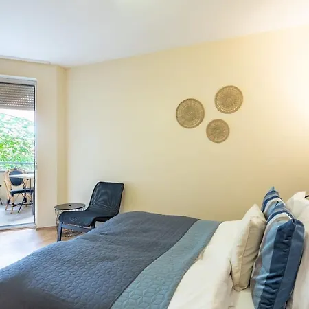 Apartment Modern Comfy - Easy Parking *