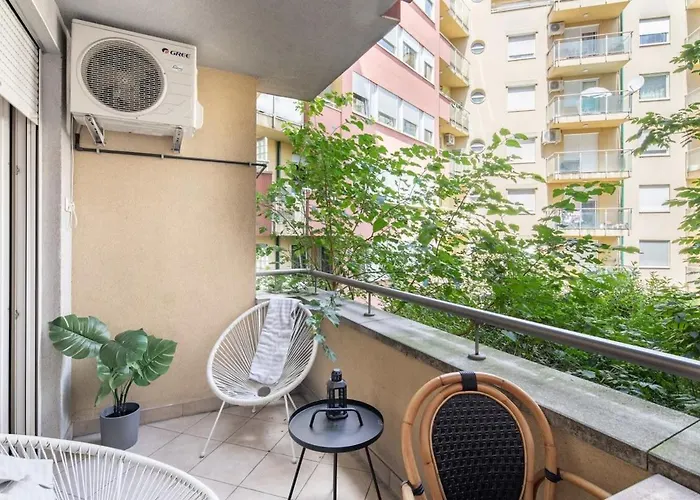 Modern Comfy - Easy Parking * Budapesta