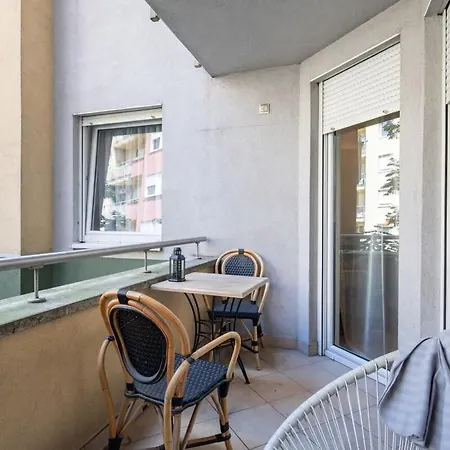 Modern Comfy - Easy Parking ブダペスト