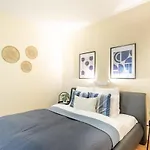 Modern Comfy - Easy Parking بودابست